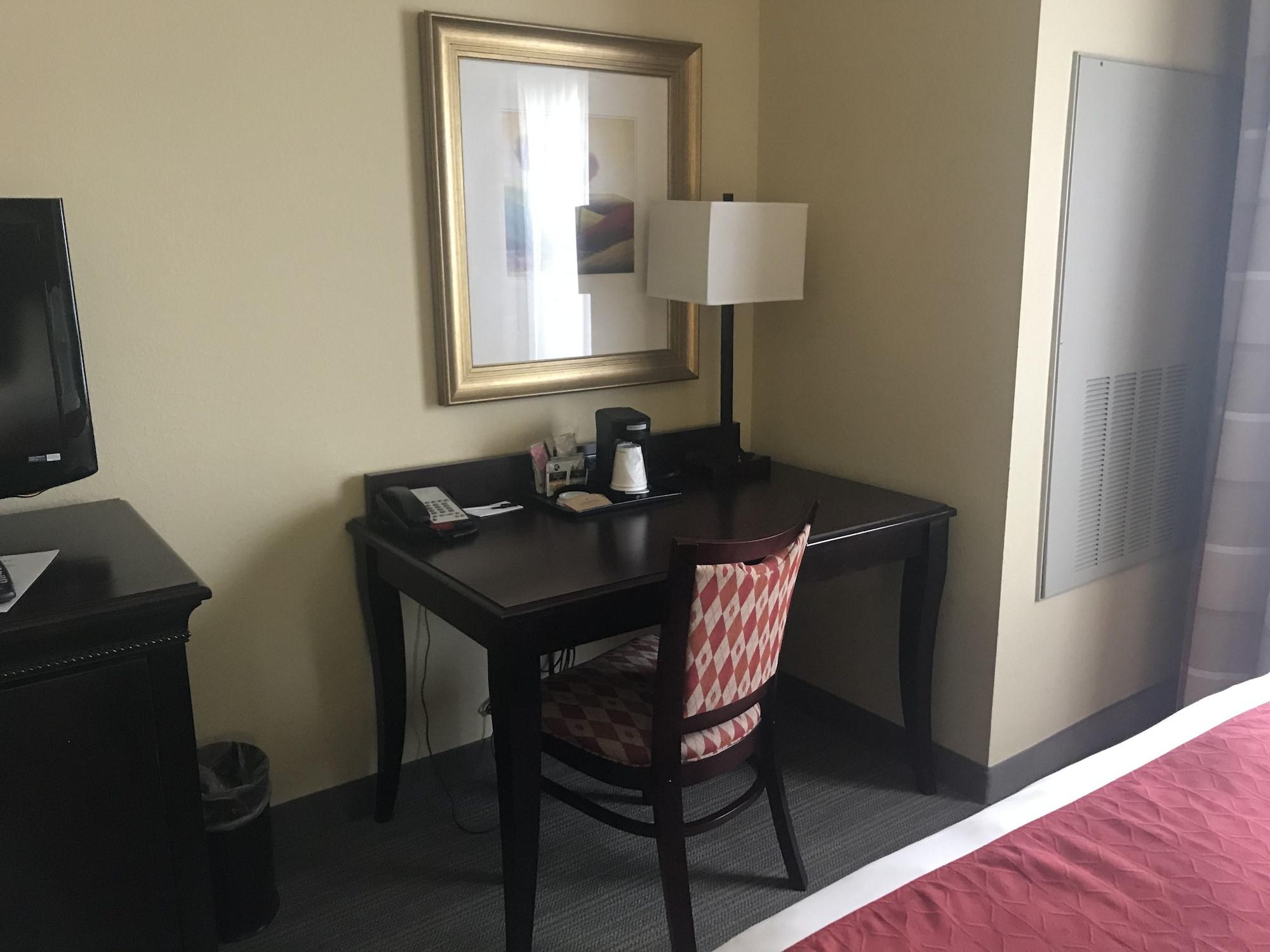 West Chase Country Inn & Suites By Radisson, Tampa Airport North, Fl מראה חיצוני תמונה