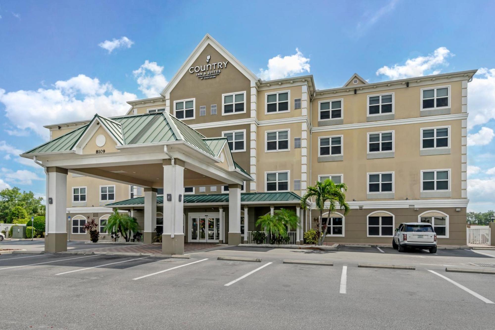 West Chase Country Inn & Suites By Radisson, Tampa Airport North, Fl מראה חיצוני תמונה