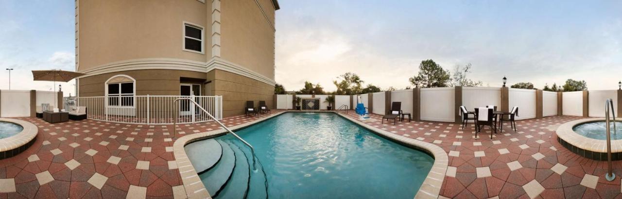 West Chase Country Inn & Suites By Radisson, Tampa Airport North, Fl מראה חיצוני תמונה